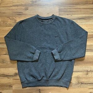 Y2K nike solo swoosh crewneck
